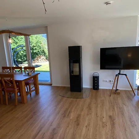 Herzland Allgäu: Cozy Retreat With Garden, Fireplace & Königscard *