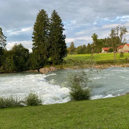 Herzland Allgäu: Cozy Retreat With Garden, Fireplace & Königscard Lechbruck